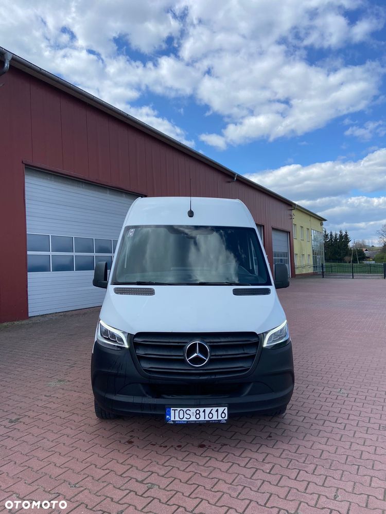 Mercedes-Benz Sprinter - 5