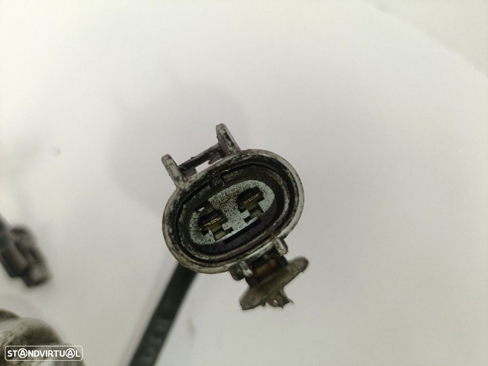 Copo / Suporte Filtro Combustível Toyota Corolla Verso (_E12_) - 3