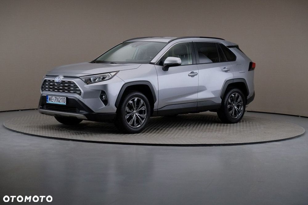 Toyota RAV4 - 1