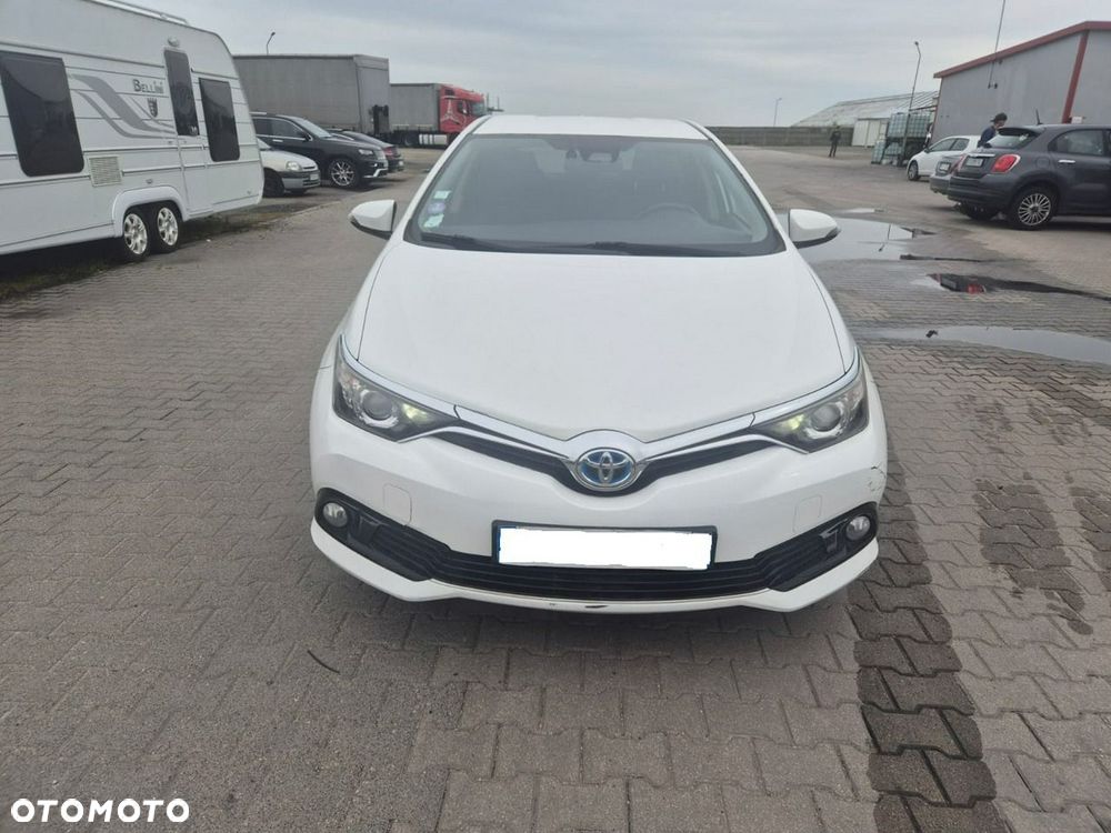 Toyota Auris - 2
