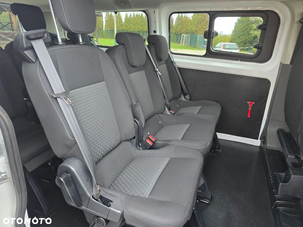 Ford Tourneo Custom 2.0 EcoBlue L2 Trend - 15