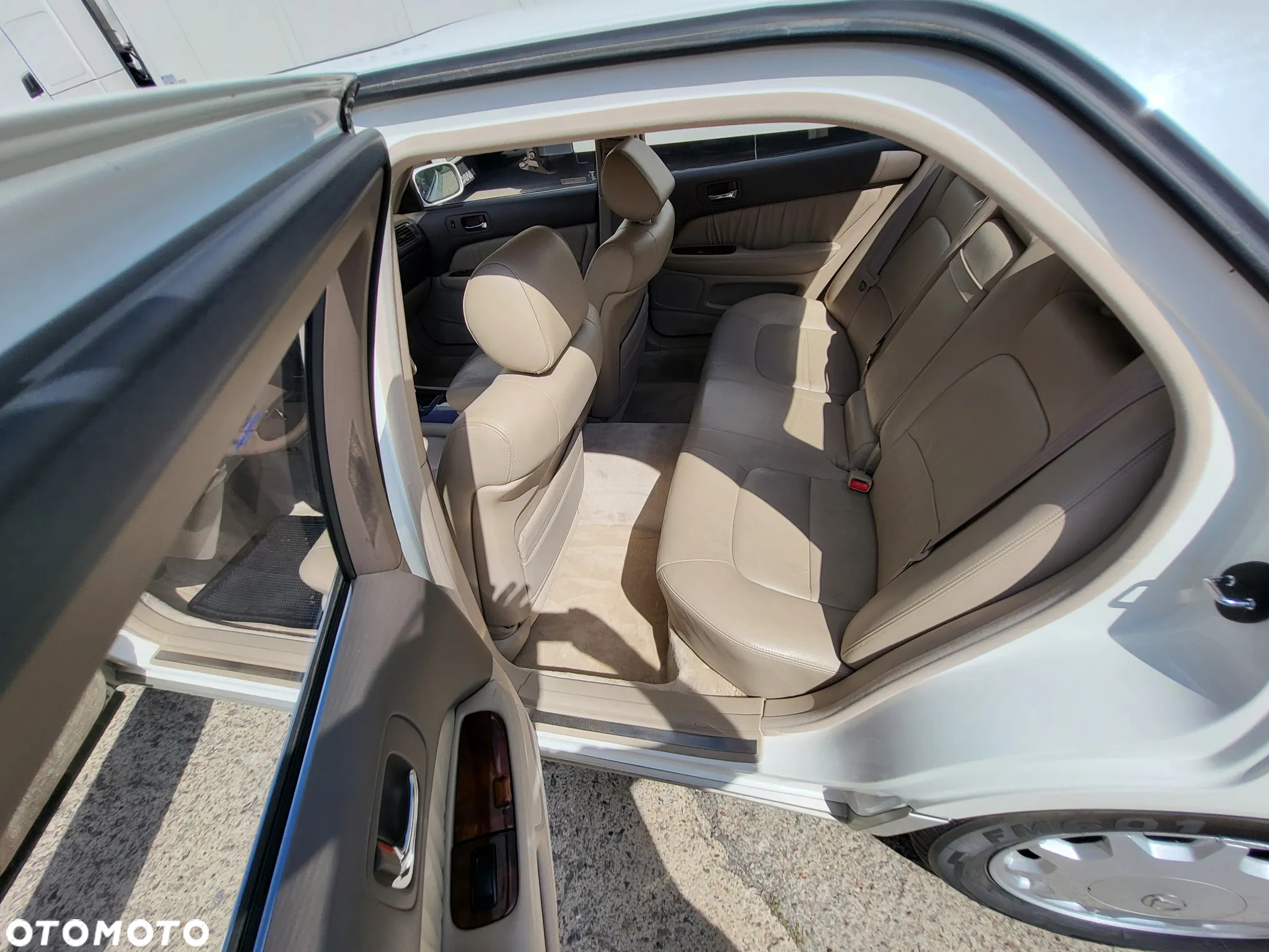 Lexus LS 400 - 16
