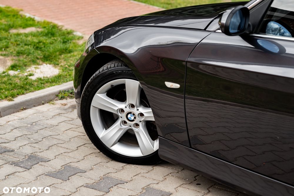 BMW Seria 3 325i - 15