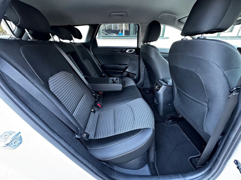 Kia Ceed 1.6 GDI DCT OPF Spirit - 8