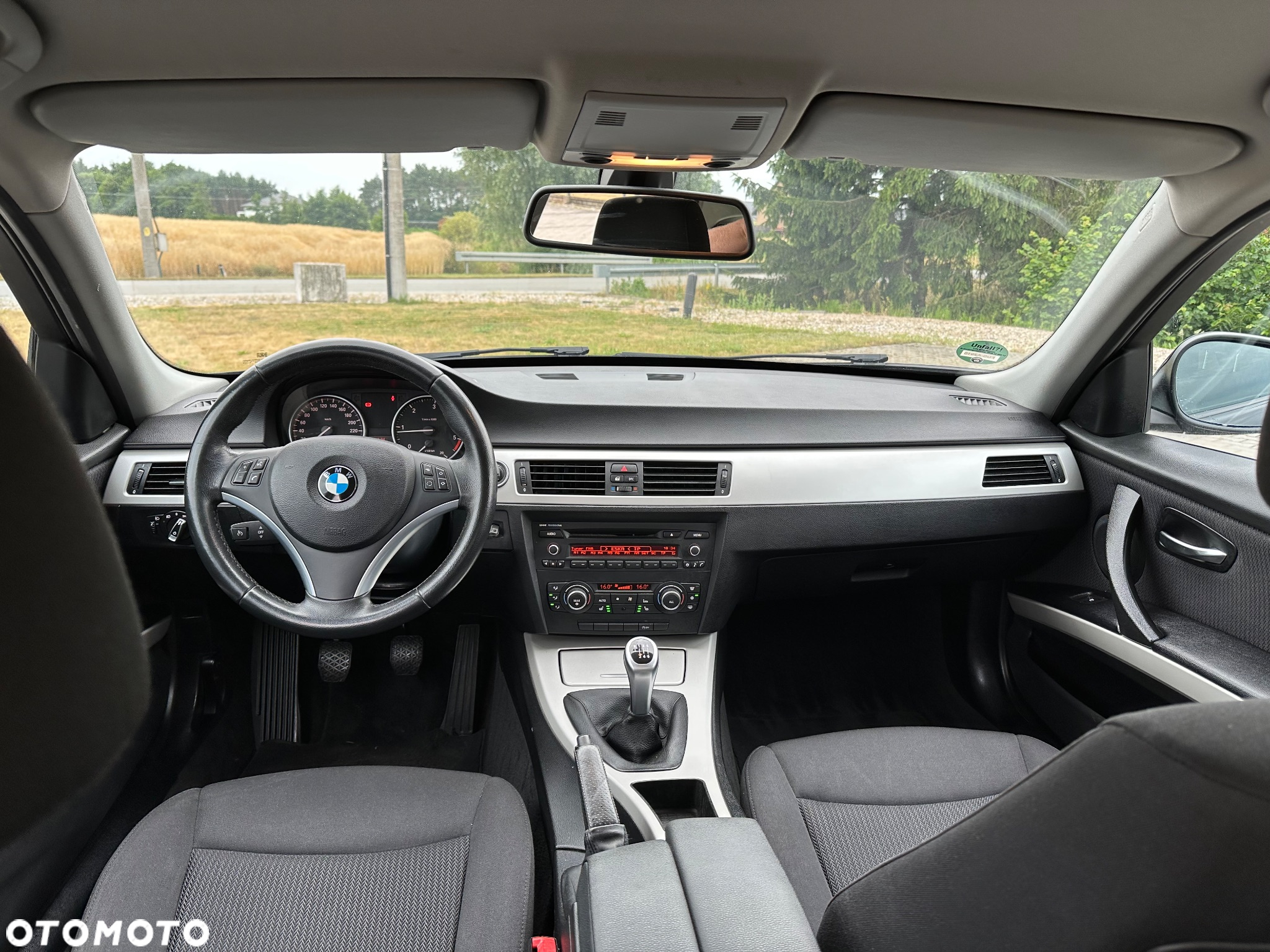 BMW Seria 3 318d Sport Line - 15