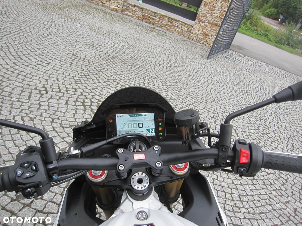 Aprilia Tuono - 3