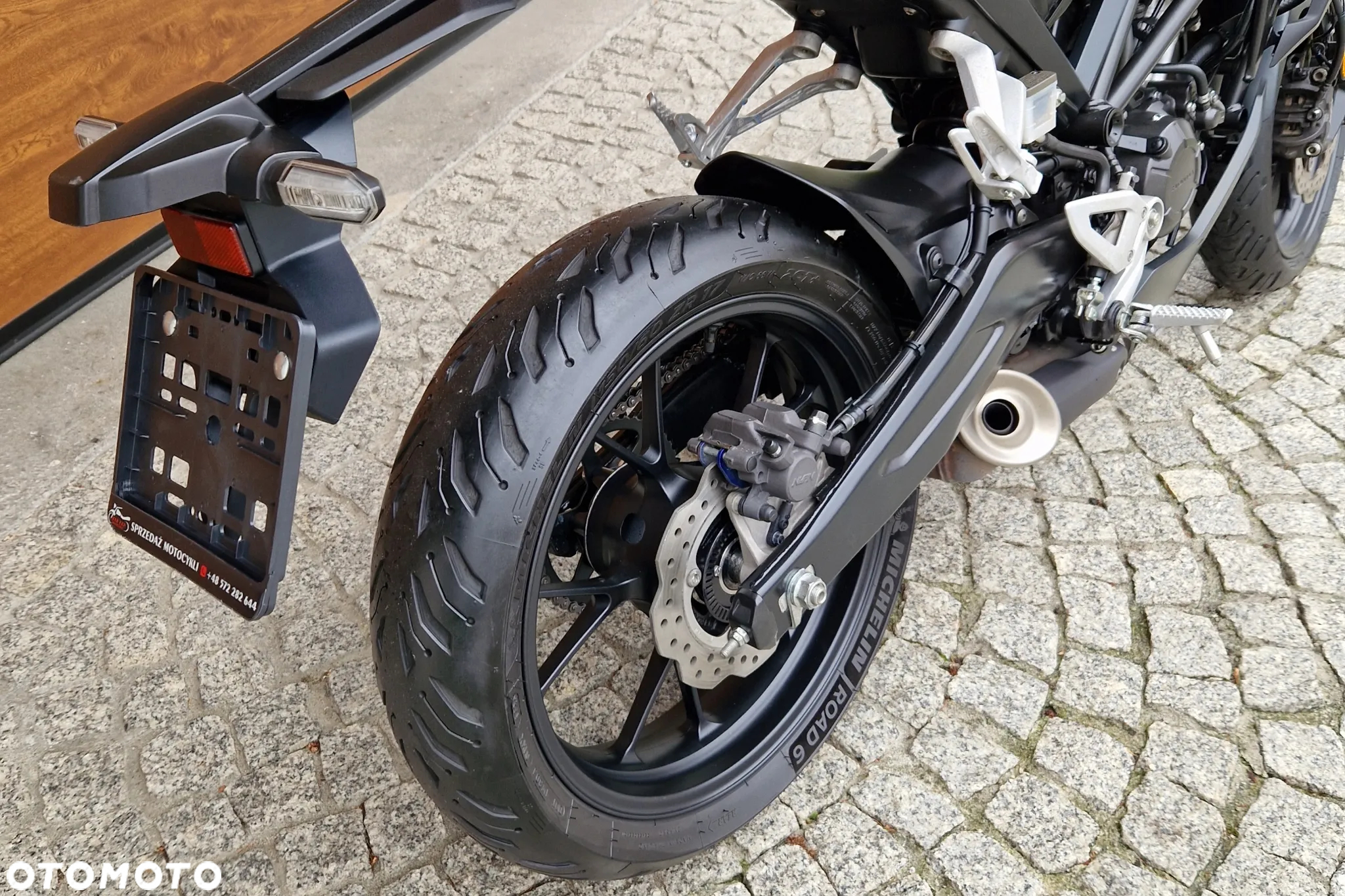 Honda CB - 11