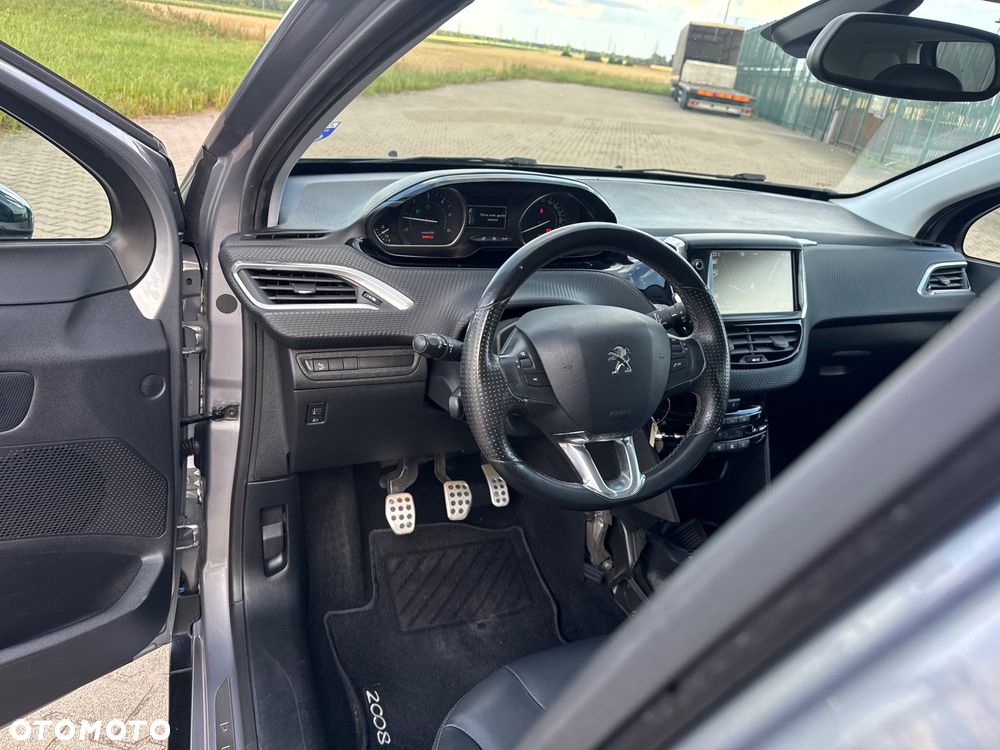 Peugeot 2008 1.6 BlueHDi Crossway - 18