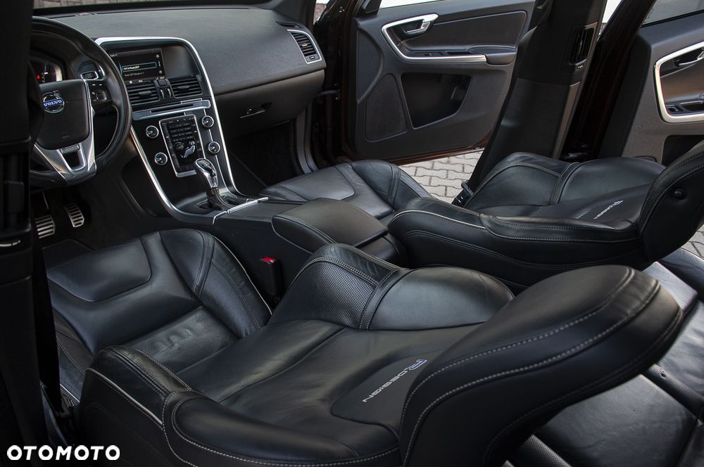 Volvo XC 60 T5 Powershift RDesign - 24