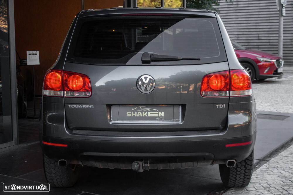 VW Touareg 2.5 TDi Tiptronic - 8