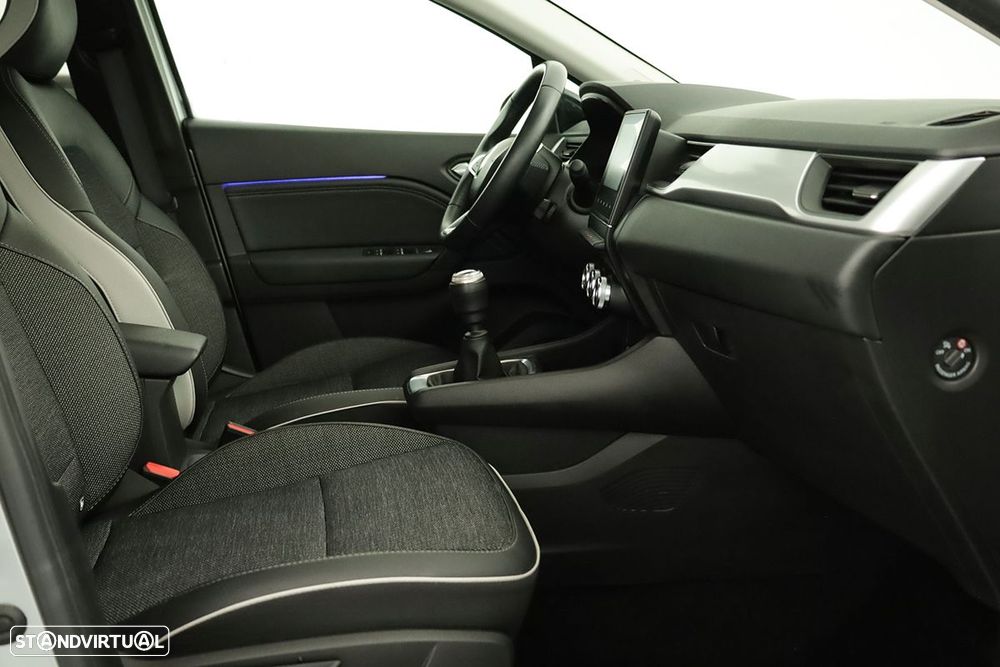 Renault Captur 1.0 TCe Techno Bi-Fuel - 23