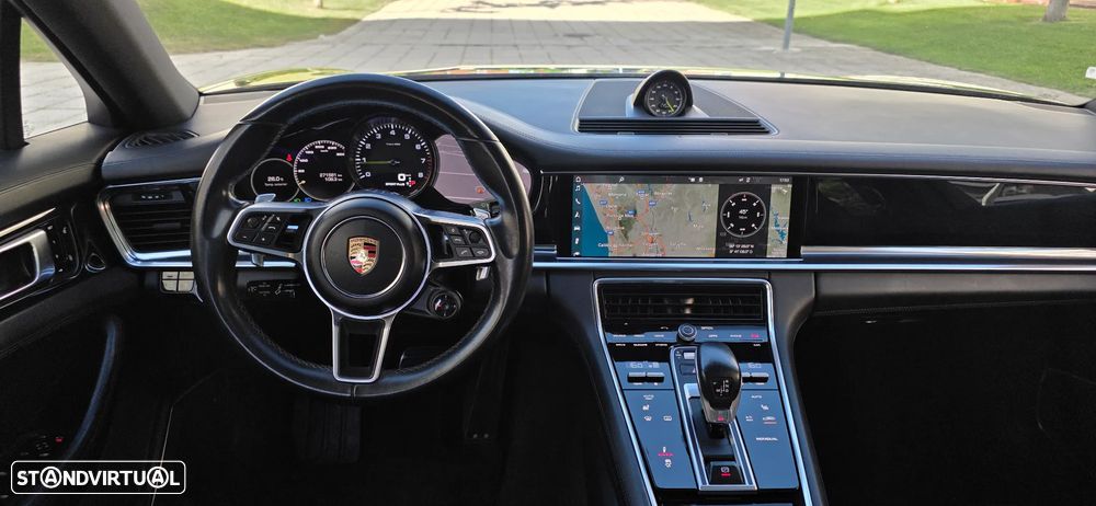 Porsche Panamera 4 E-Hybrid Executive - 16