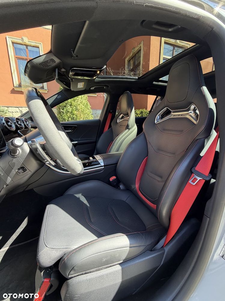 Mercedes-Benz Klasa C AMG 63 S E Performance PHEV 4-Matic AMG F1 Edition - 9