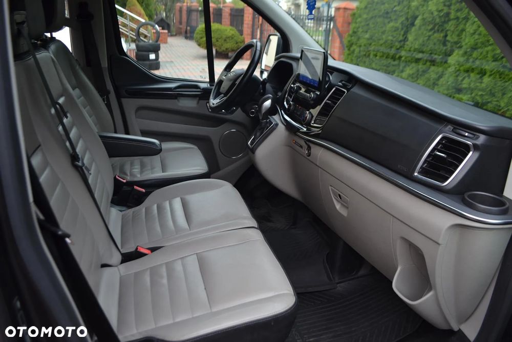 Ford Tourneo Custom 2.0 EcoBlue L2 Titanium X SelectShift - 29