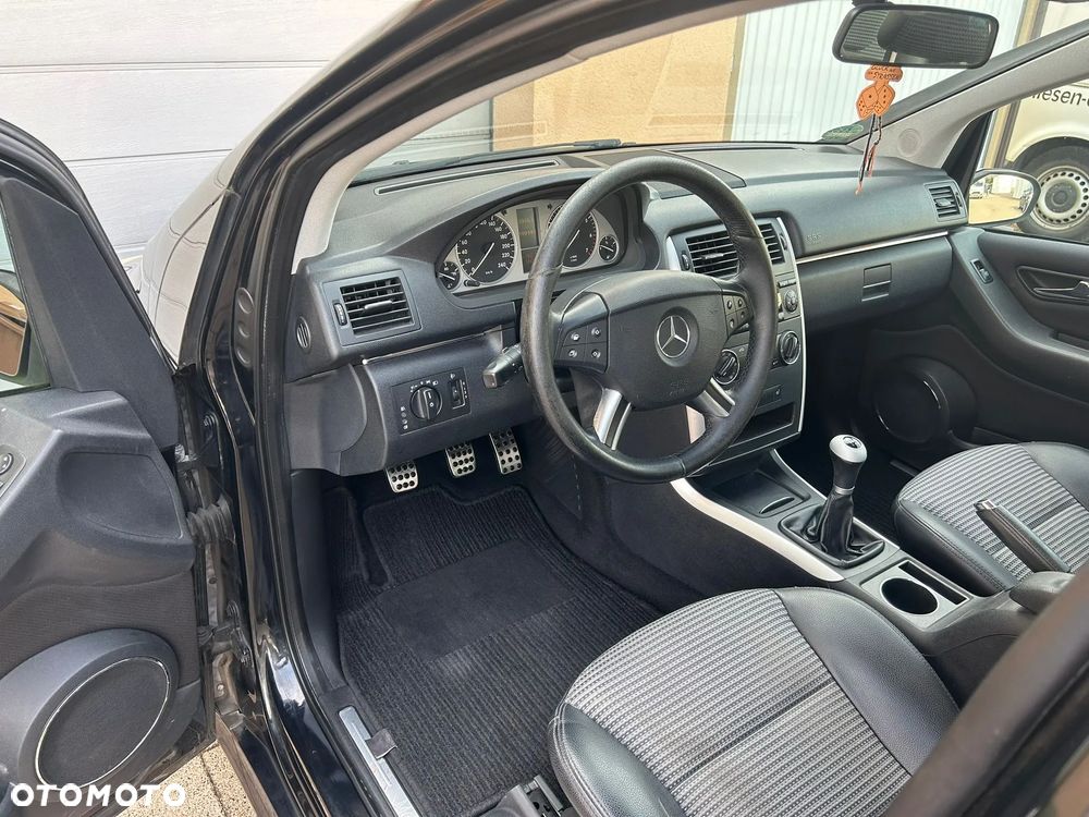 Mercedes-Benz Klasa B 200 SPORT EDITION - 6