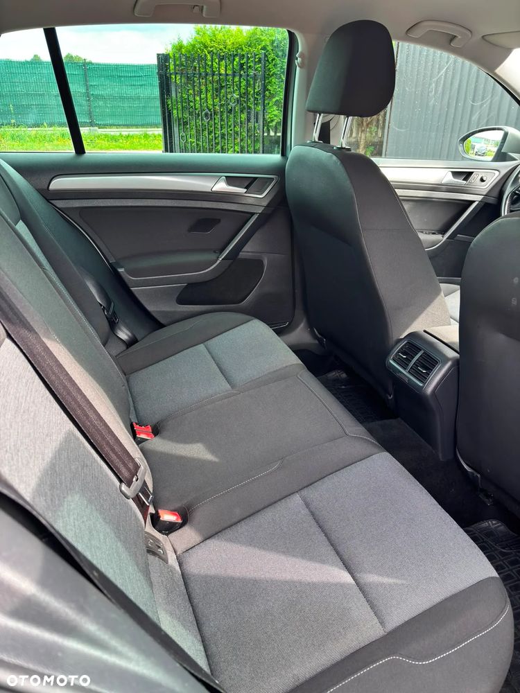 Volkswagen Golf 1.6 TDI SCR IQ.DRIVE - 22