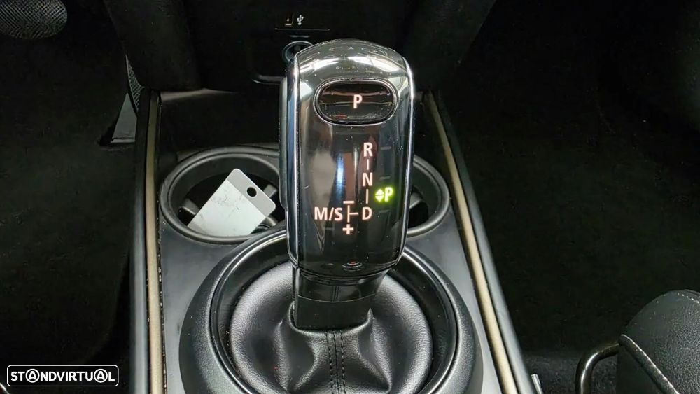 MINI Countryman One D Sport Edition Auto - 19