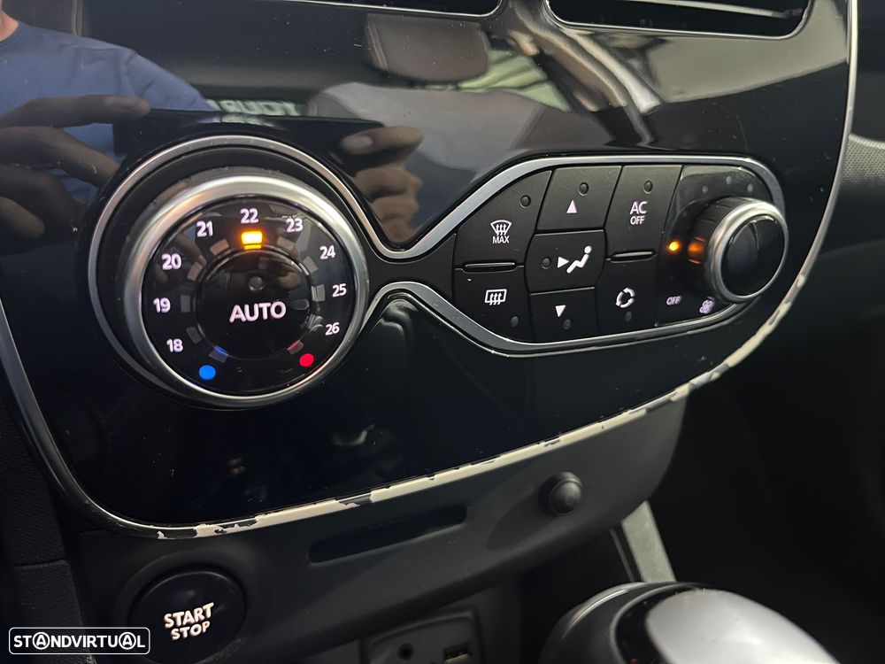 Renault Clio - 18