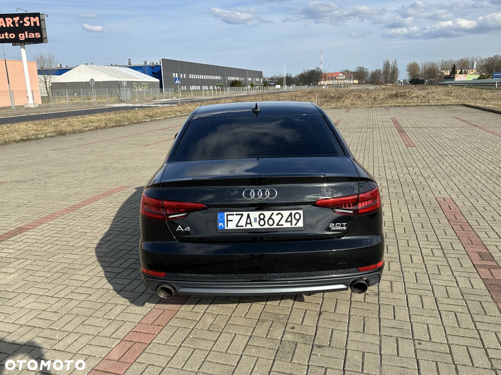 Audi A4 Limousine - 16