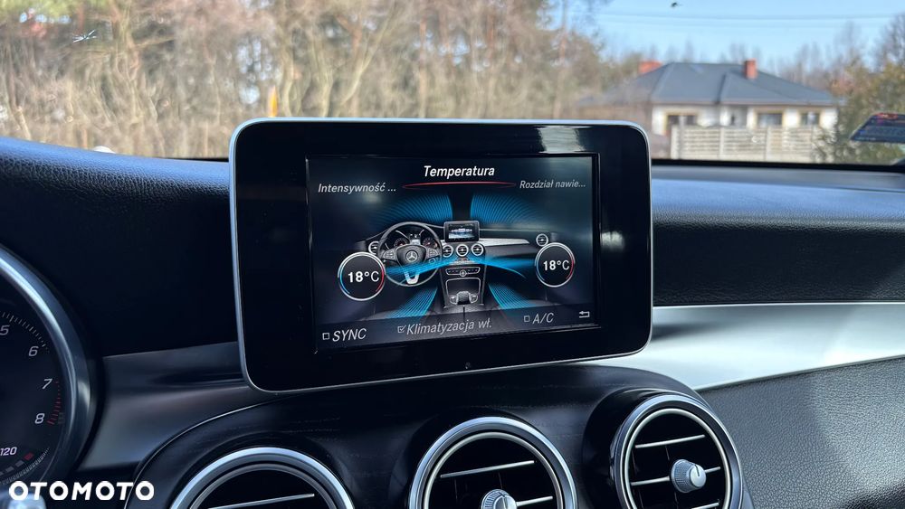 Mercedes-Benz GLC 250 4Matic 9G-TRONIC AMG Line - 23