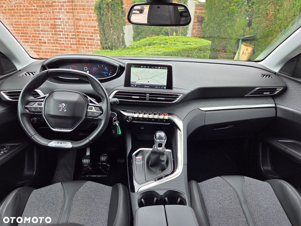Peugeot 3008 - 21