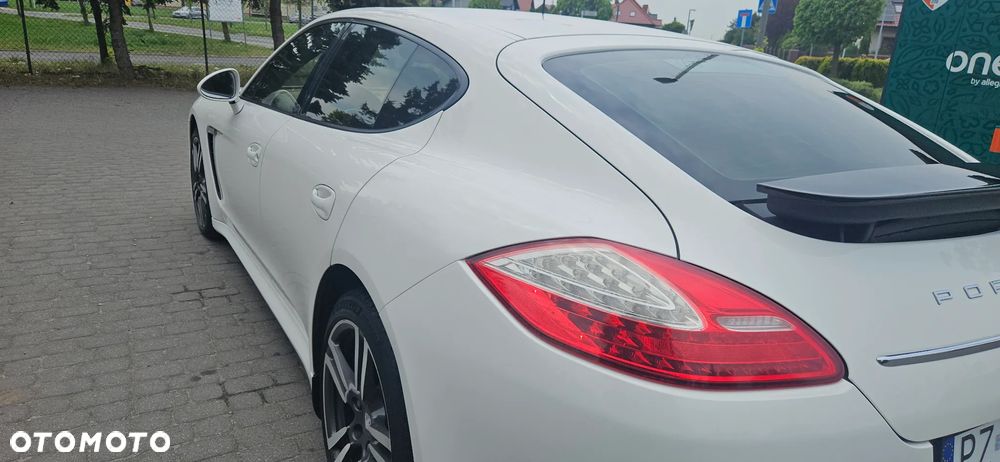 Porsche Panamera Diesel Platinum Edition - 17