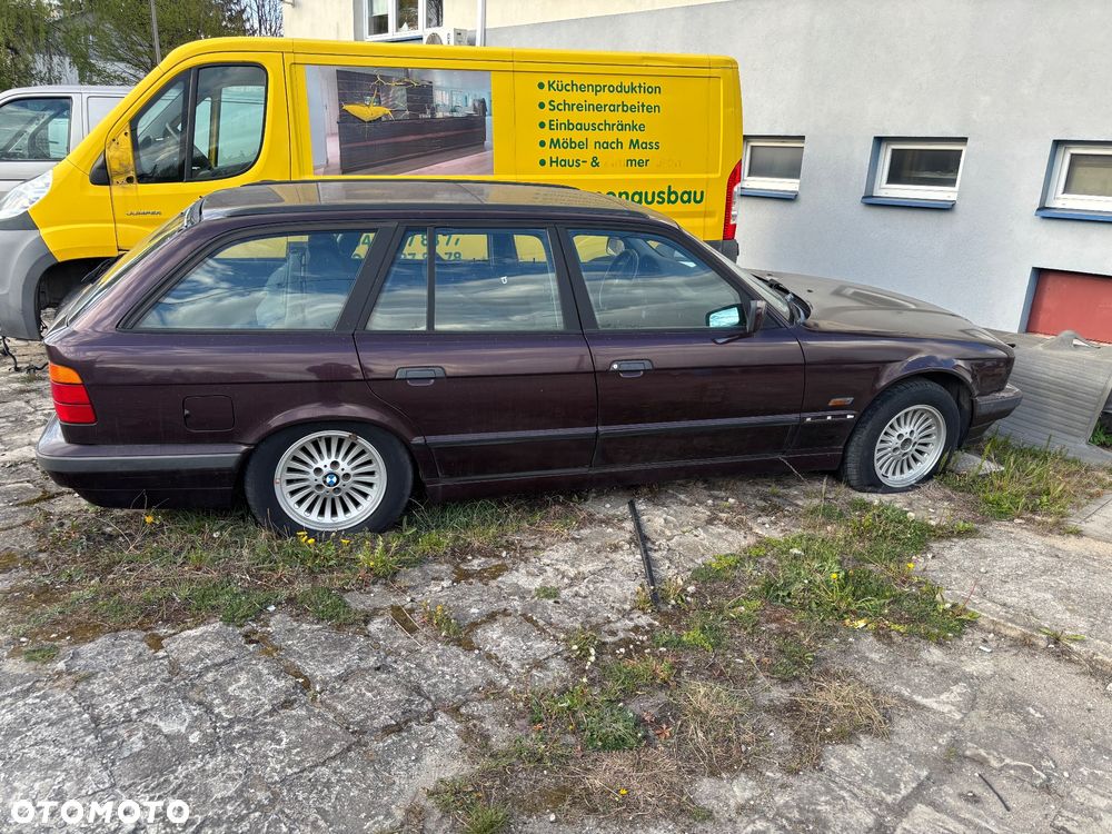 BMW Seria 5 525tds - 2