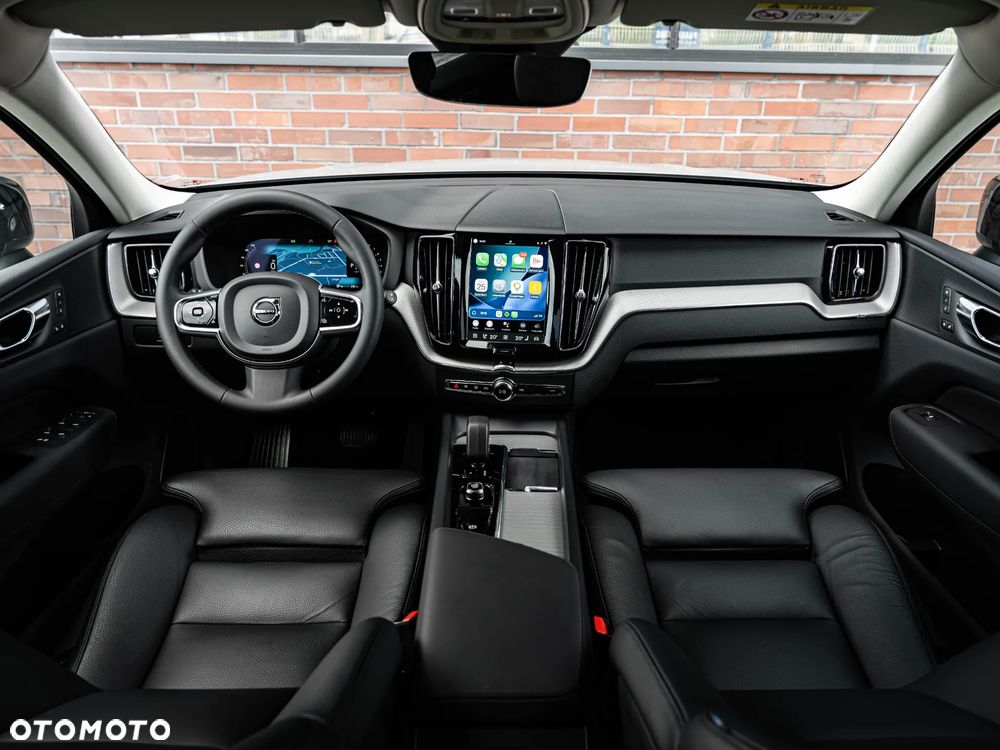 Volvo XC 60 B4 B Plus Dark - 6