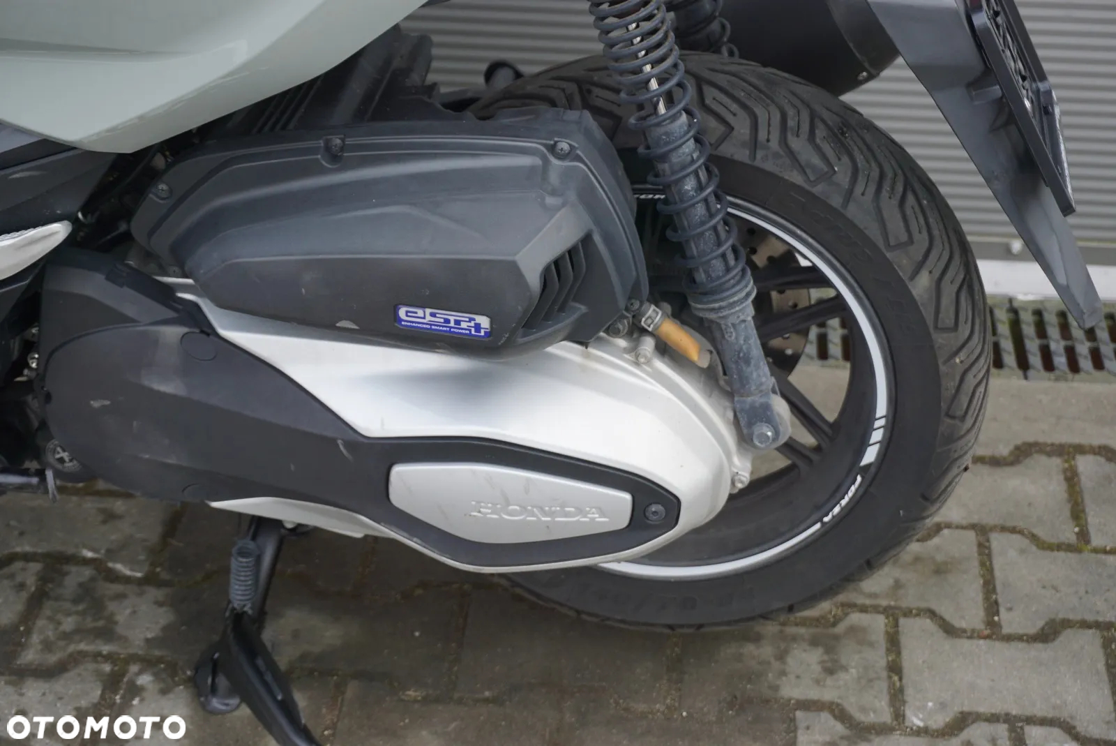 Honda NSS - 8