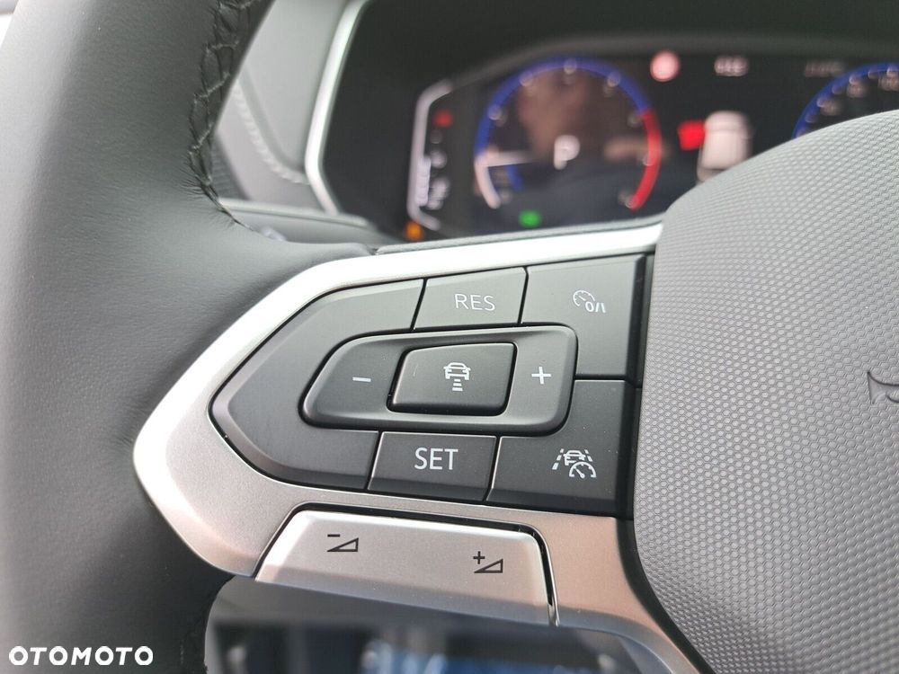 Volkswagen T-Cross - 31