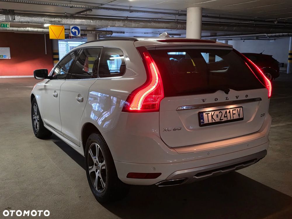 Volvo XC 60 D3 Geartronic Momentum - 37