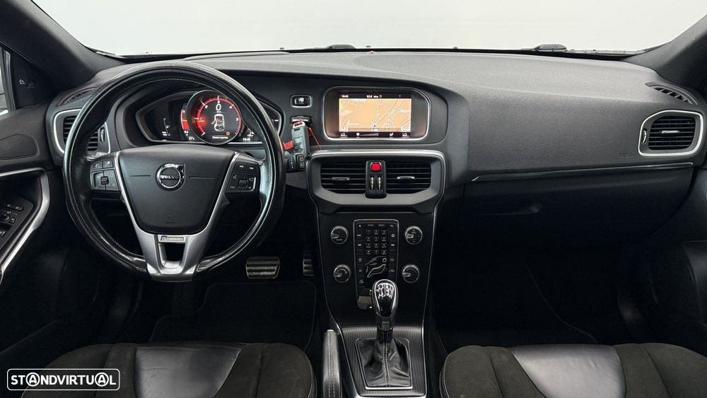 Volvo V40 2.0 D2 R-Design Momentum Geartronic - 15