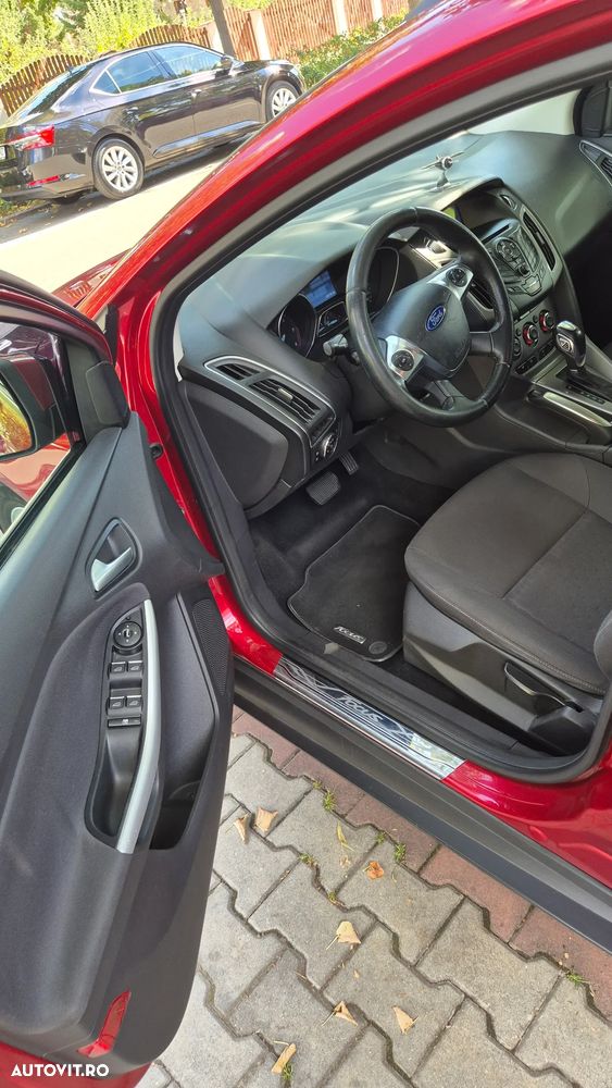 Ford Focus 2.0 TDCi DPF Powershift Titanium - 22