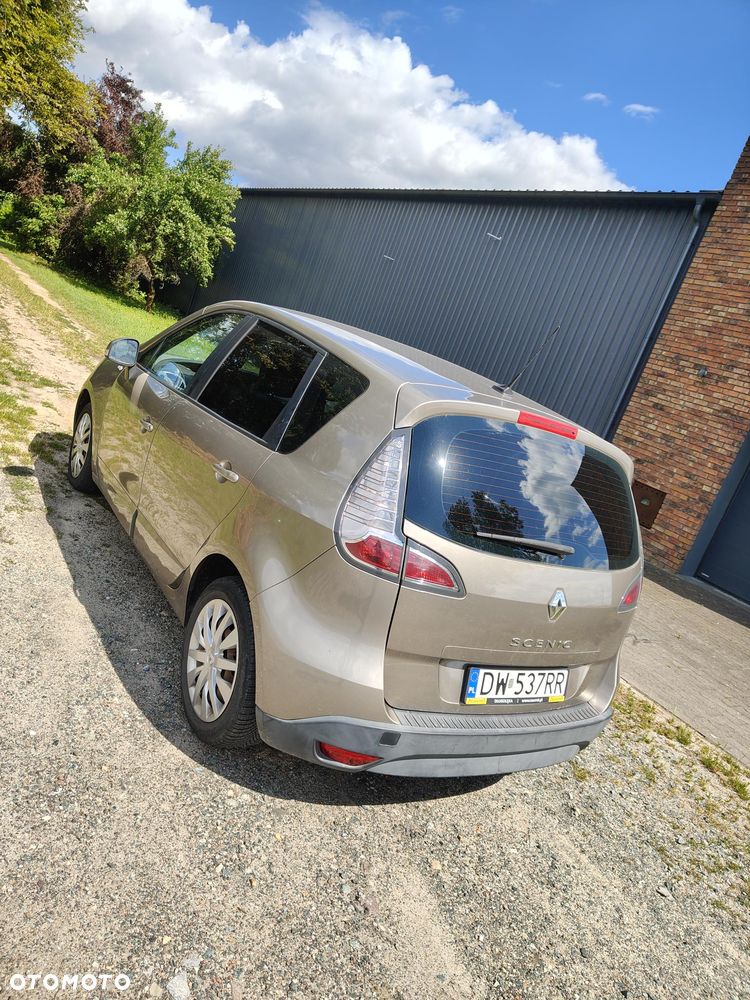 Renault Scenic 1.6 16V TomTom Edition - 3
