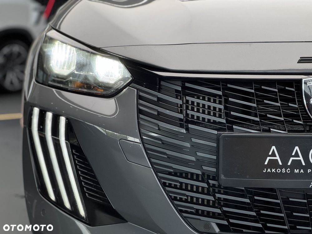 Peugeot 208 1.2 PureTech Allure S&S - 40