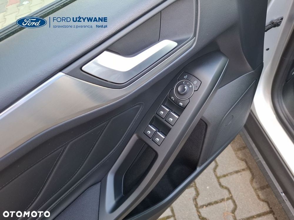 Ford Focus - 25