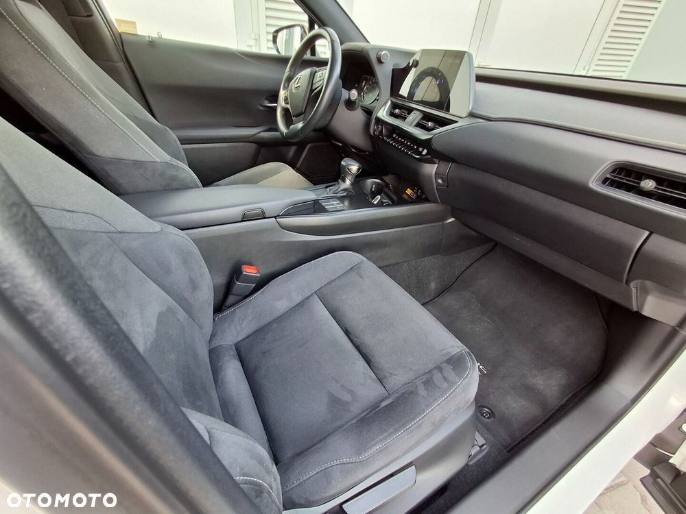 Lexus UX 250h GPF Business 2WD - 14