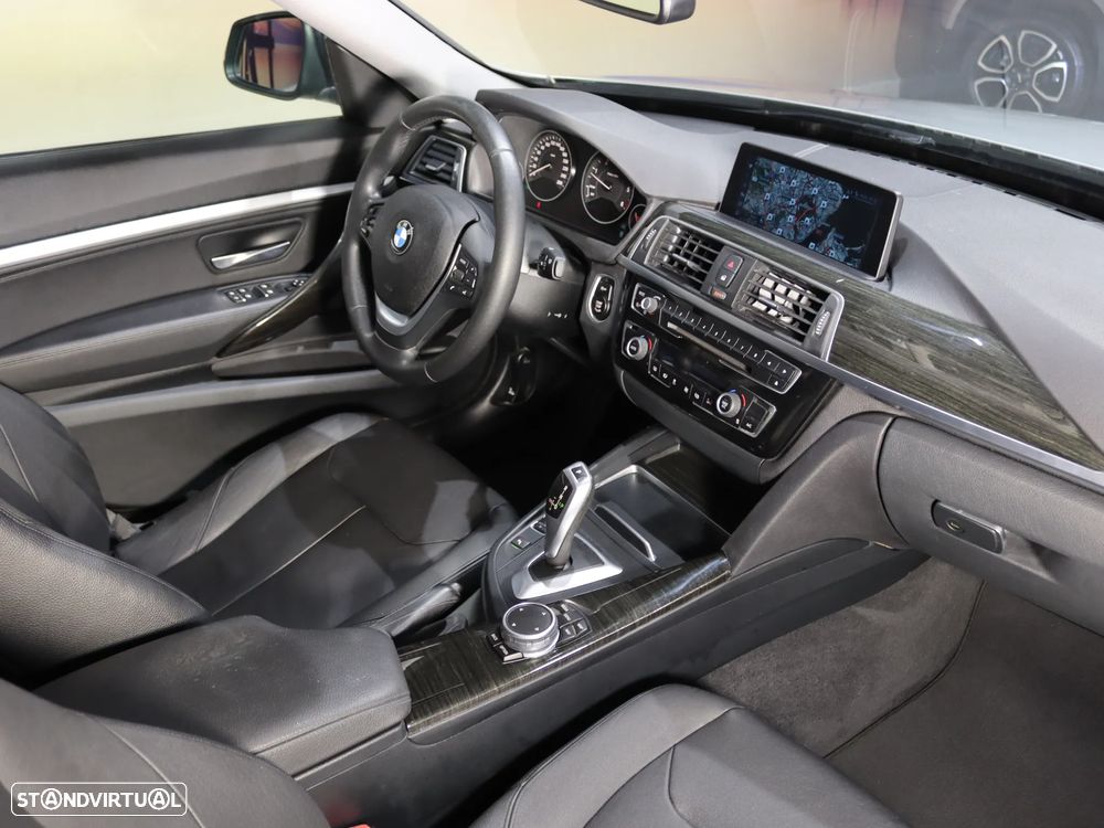 BMW 318 Gran Turismo d Auto Line Luxury - 17