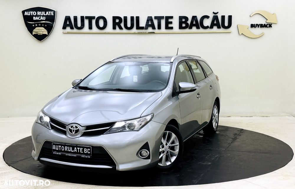 Toyota Auris - 2