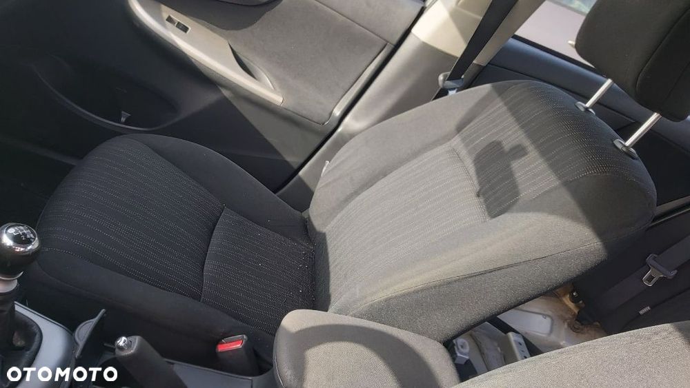 TOYOTA COROLLA e15 2,0 D4D turbina turbosprezarka - 4
