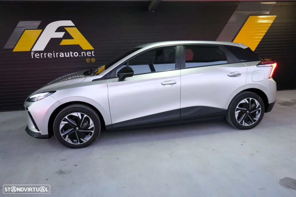 MG MG4 51 kWh Standard - 4