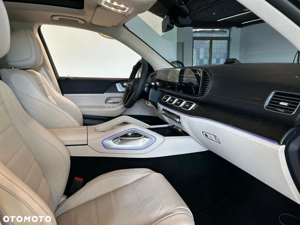 Mercedes-Benz GLE - 15