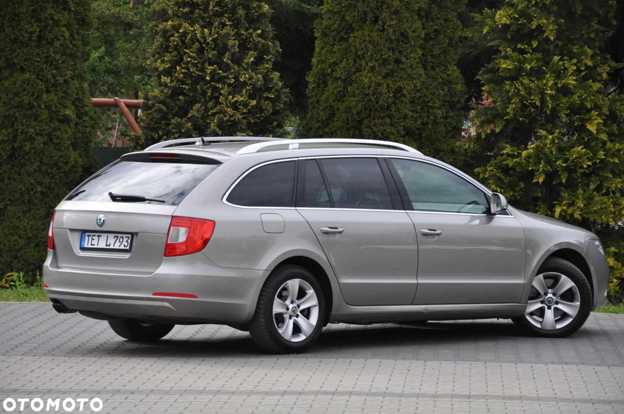 Skoda Superb 2.0 TDI Exclusive - 8
