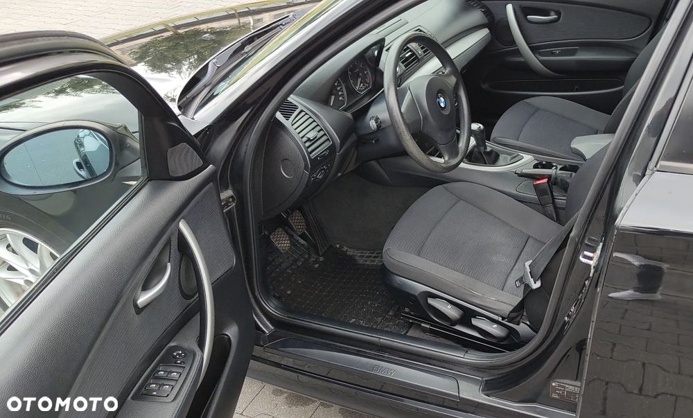 BMW Seria 1 116i - 14