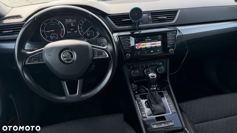 Skoda Superb 2.0 TDI 4x4 Style DSG - 8