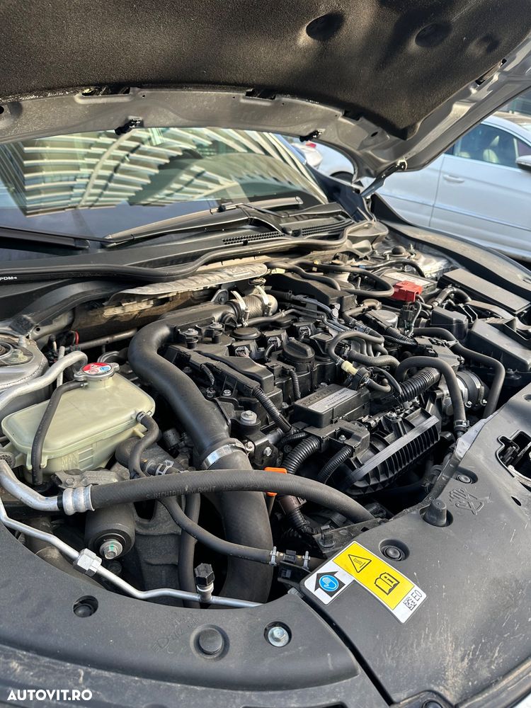 Honda Civic 1.0 VTEC Turbo CVT Elegance - 19