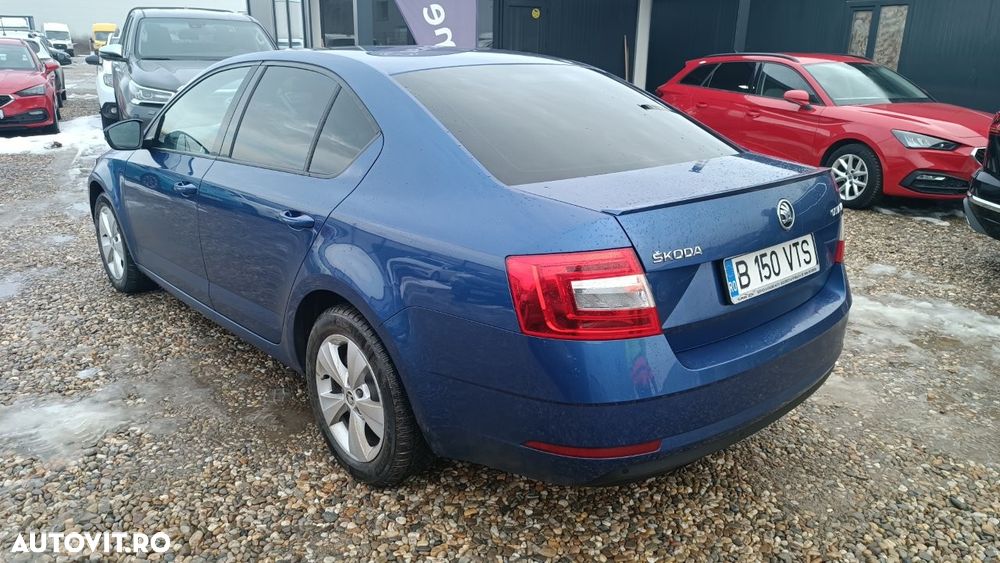 Skoda Octavia - 3