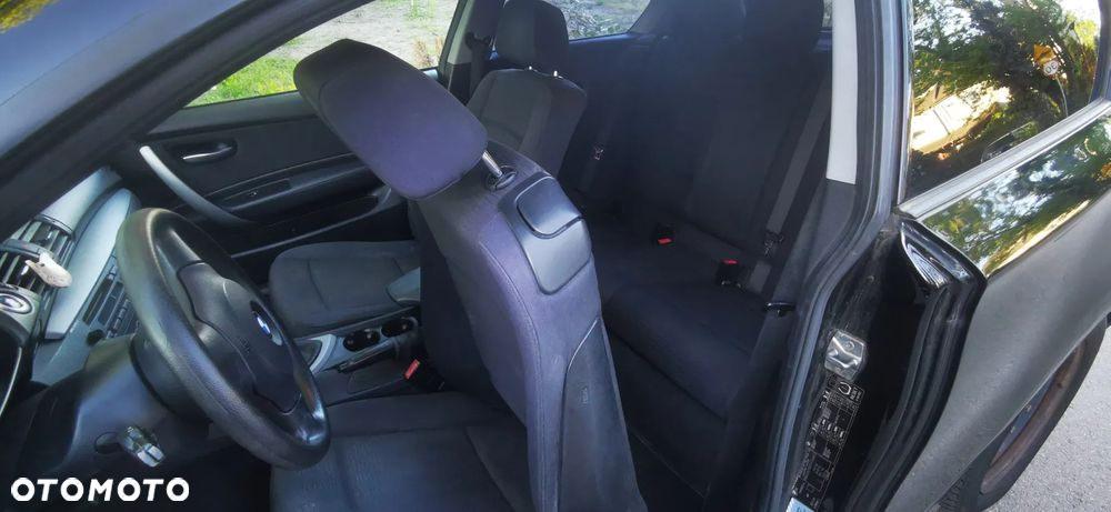 BMW Seria 1 116i - 11