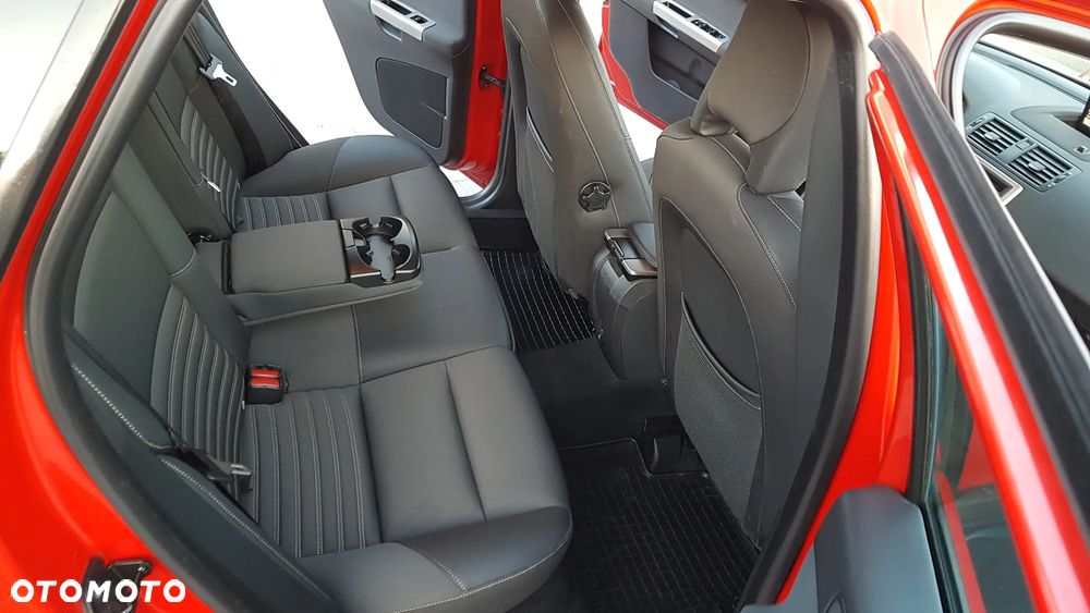 Volvo V40 - 5