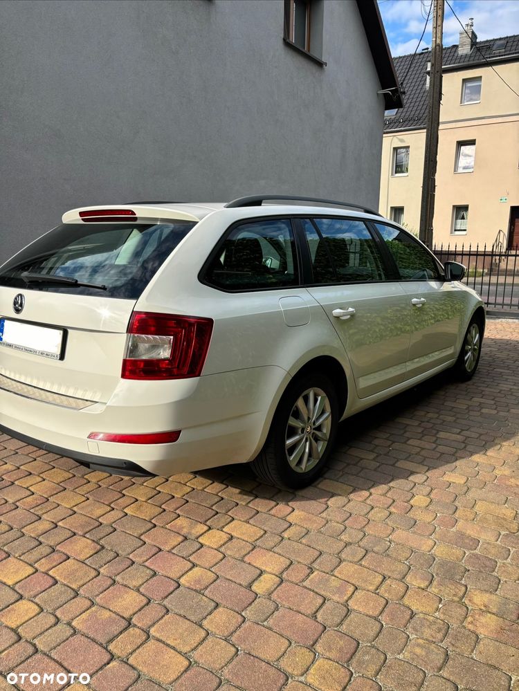 Skoda Octavia 1.6 TDI Ambition - 6
